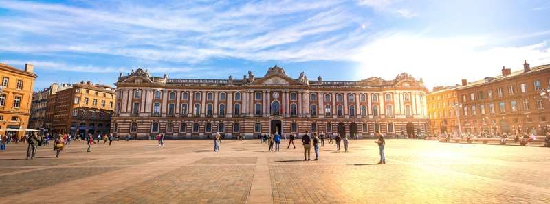 Investir à Toulouse : la ville rose n'attend que vous